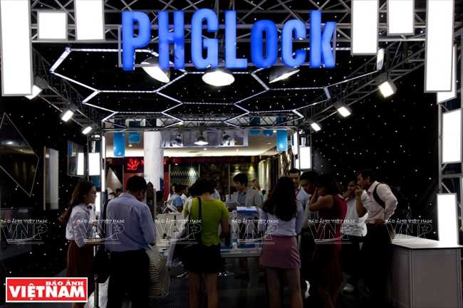 KHÓA CỬA ĐIỆN TỬ PHGLOCK KR8171