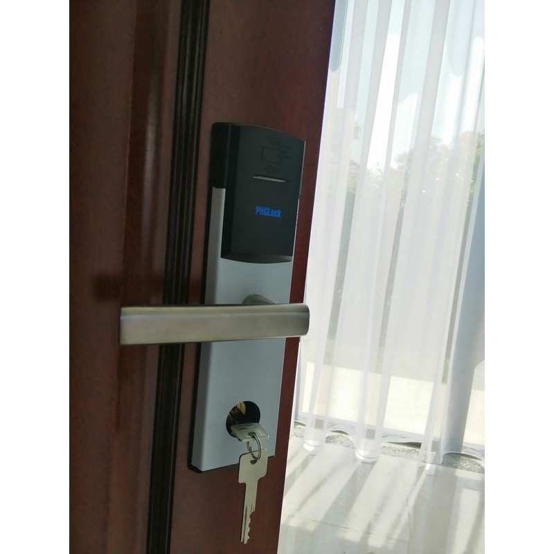 Khóa thông minh cho khách sạn PHGLOCK RF2132